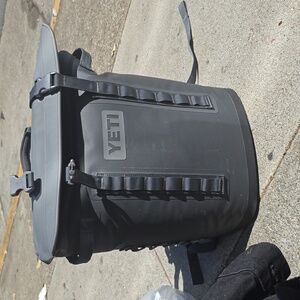 Yeti cooler